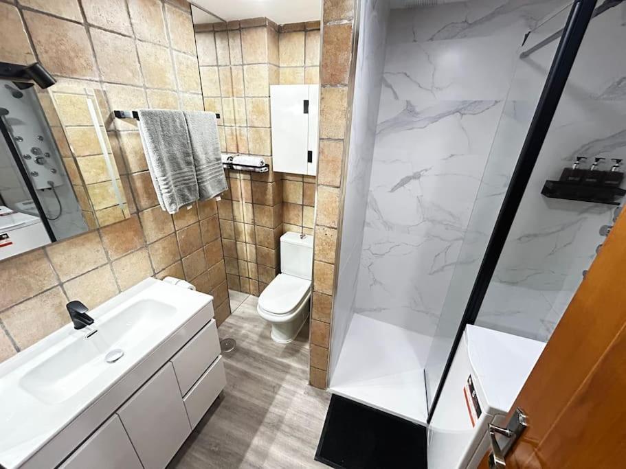 Apartamento Amueblado En El Centro De マドリード エクステリア 写真