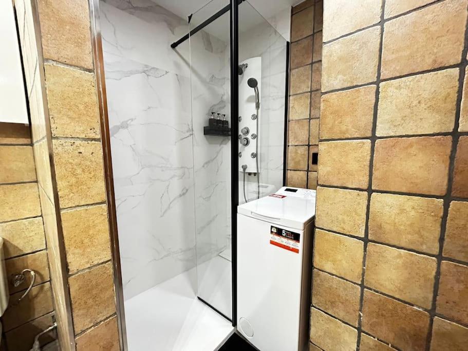 Apartamento Amueblado En El Centro De マドリード エクステリア 写真
