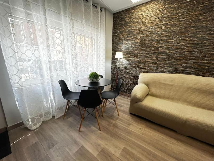 Apartamento Amueblado En El Centro De マドリード エクステリア 写真