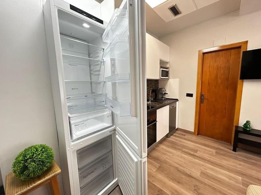 Apartamento Amueblado En El Centro De マドリード エクステリア 写真