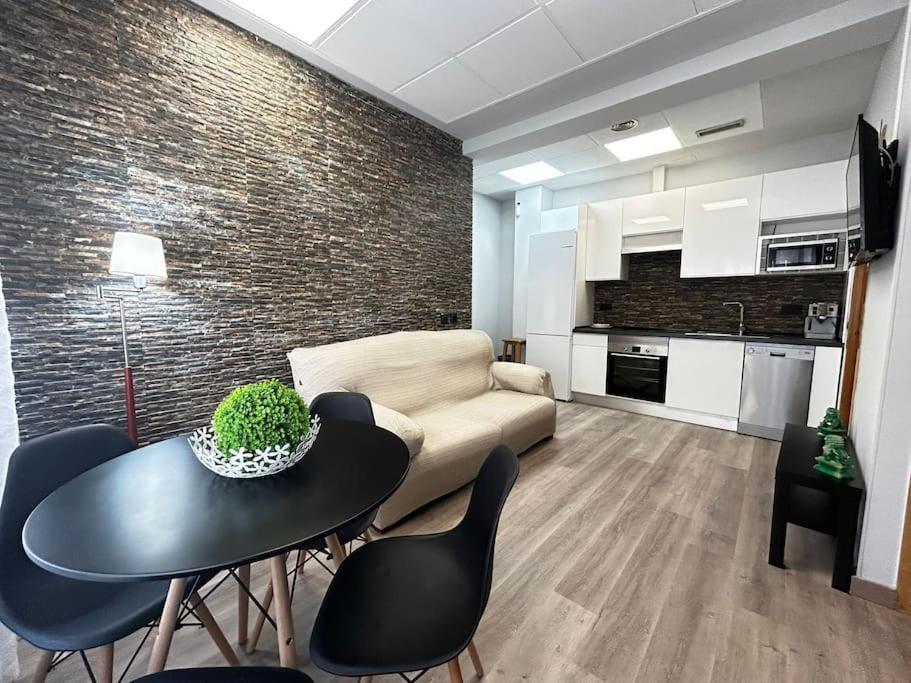 Apartamento Amueblado En El Centro De マドリード エクステリア 写真